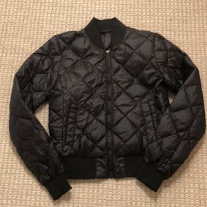 TNA Aritzia League Jacket Goose Down Quilted Black
